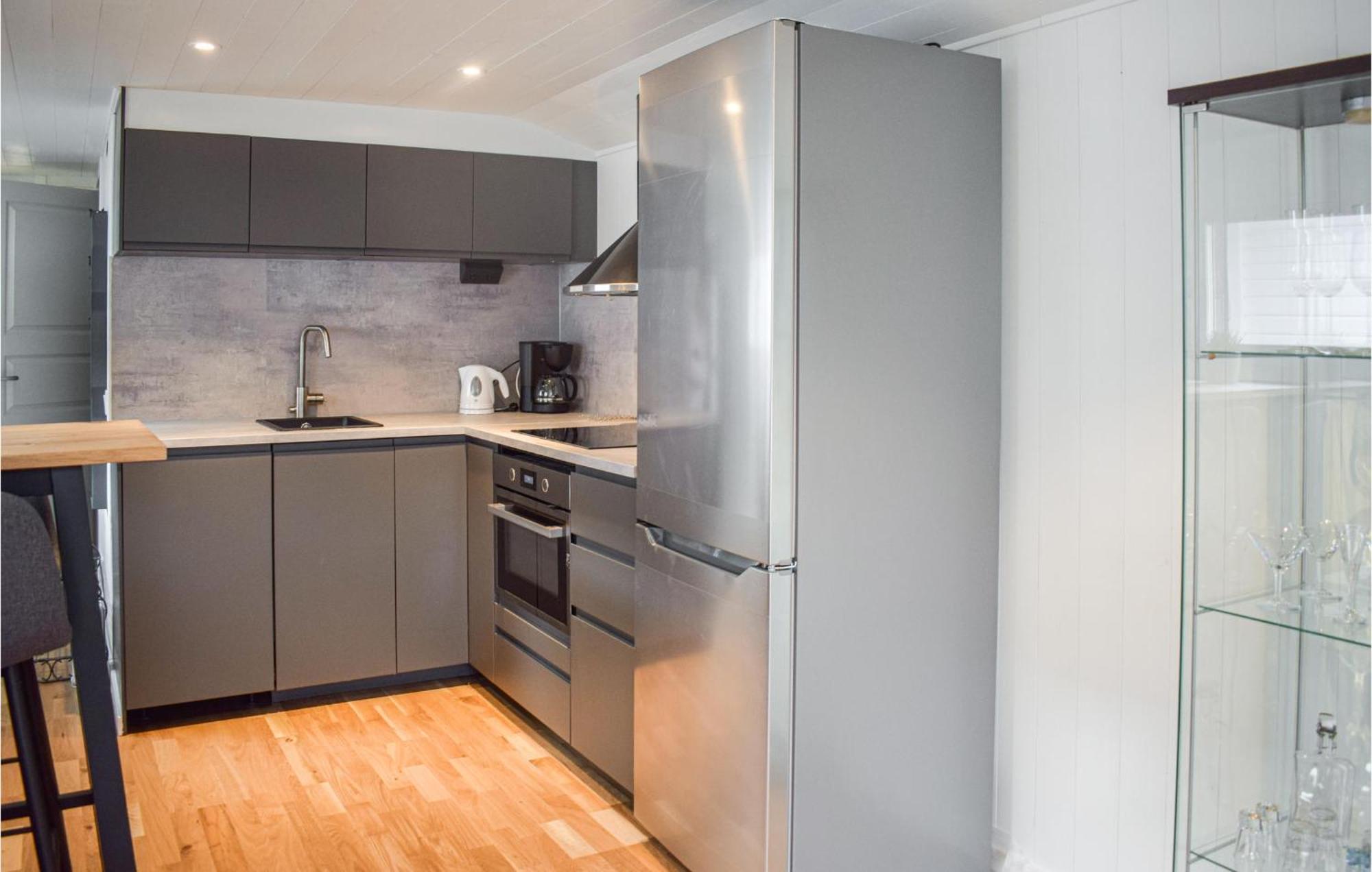 Gorgeous Home In Borgholm With Wifi Buitenkant foto