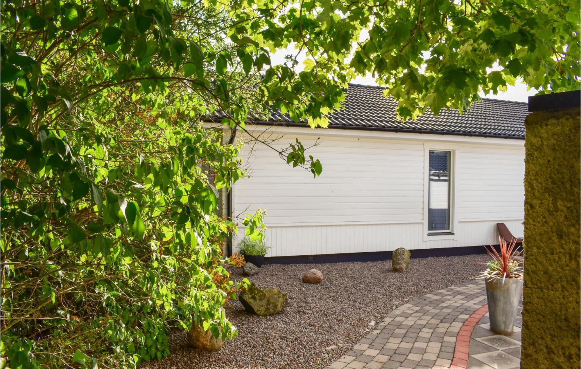 Gorgeous Home In Borgholm With Wifi Buitenkant foto